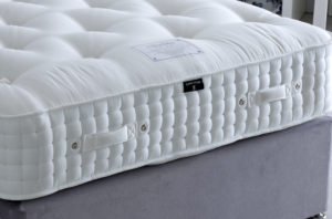 Luxury Bed Co. Reveals the Top Tips for Choosing the Right Mattress