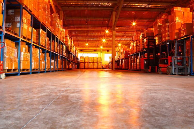 Rising Warehouse Demand Fuelled by Stockpiling, Says Leading Pallet Truck Supplier