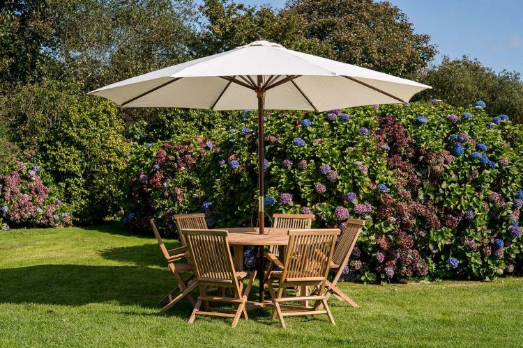 Ottena Reveals Top 10 Most Popular Garden Furniture Products of the Summer