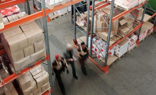 Get Organised for the Holiday Rush: Pallet Truck Shop Offers Solutions for Peak Season Logistics